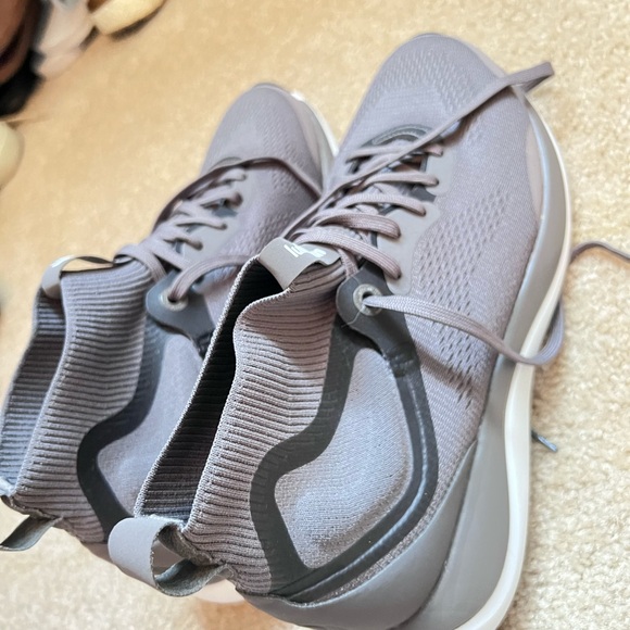 Lululemon Chargefeel Mid - Picture 4 of 7